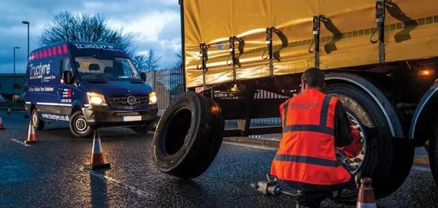 В Украине предлагают существенно увеличить штрафы за езду на изношенных шинах