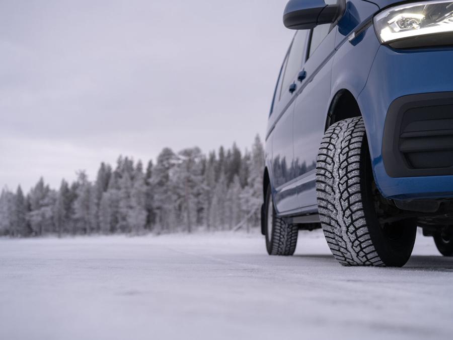 Nokian Tyres анонсировала запуск новой нешипованной шины Hakkapeliitta CR4
