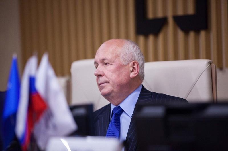 Глава «Ростеха» обсудил с омским губернатором новые проекты госкорпорации в области шинной продукции