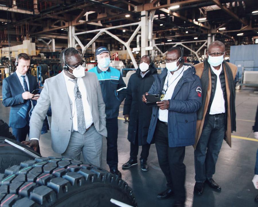 Делегация из Сенегала посетила предприятия Kama Tyres