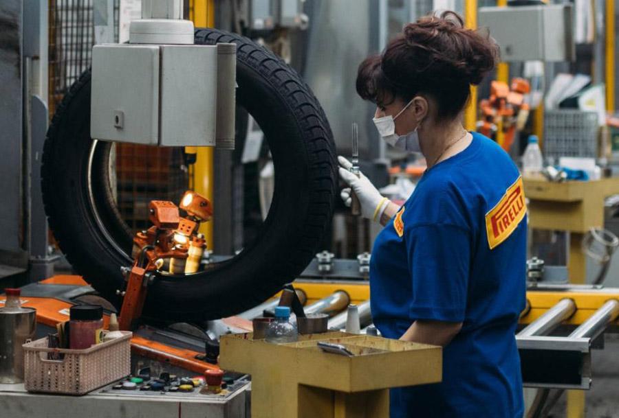 Пирелли продолжит производство шин в России