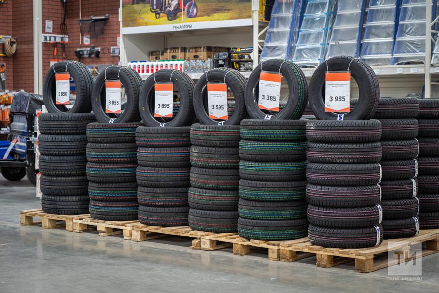 Эксперты считают, что дефицит шин в России маловероятен