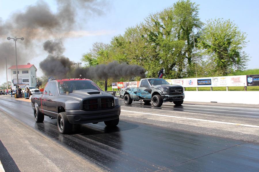 Mickey Thompson сделала шины линейки ET Street доступными для мощных внедорожников