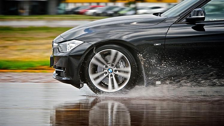 Uniroyal RainSport 5 получает высшие оценки в сравнительных тестах летних шин