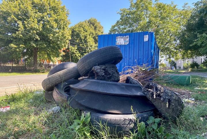 В столице Адыгеи решают проблему утилизации шин