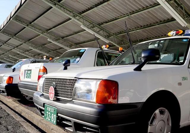 Yokohama тестирует новую систему контроля состояния шин для такси