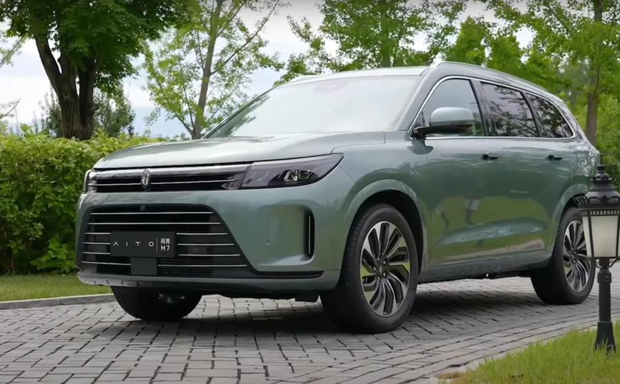 Dunlop выступит поставщиком заводских шин для китайского внедорожника Aito M7