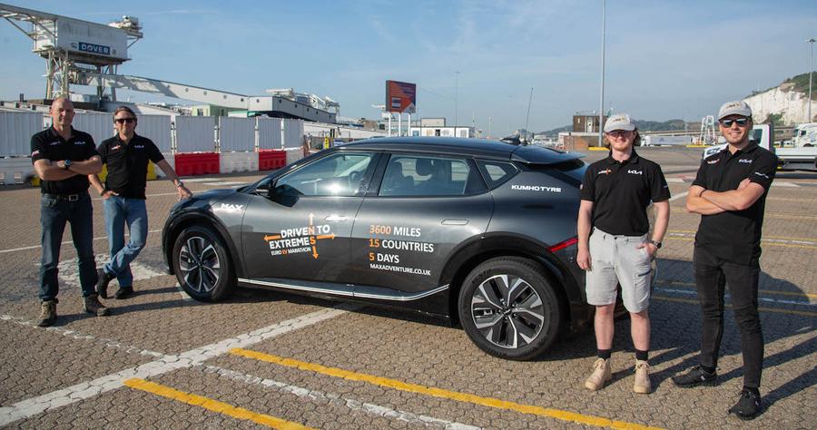 Электрический Kia EV6 Air на шинах Kumho посетит 15 стран за 120 часов