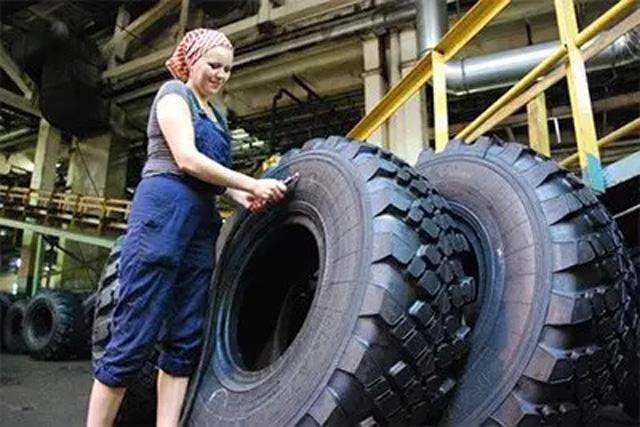 Нижнекамский завод грузовых шин награжден за вклад в развитие наставничества