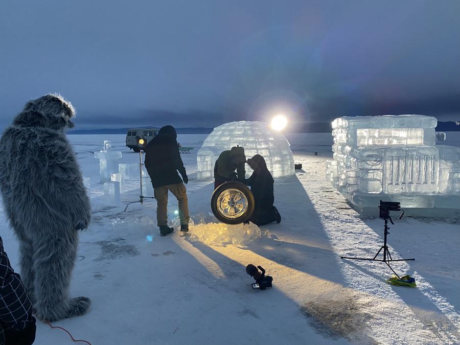 Йети принял участие в съемках рекламы зимних шин Continental