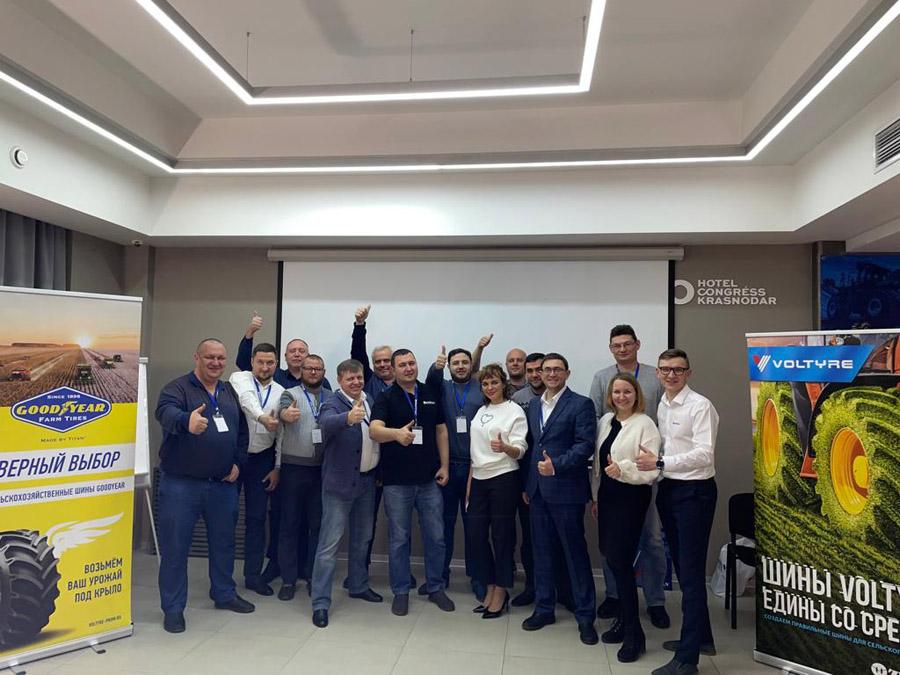 Кубанские аграрии встретились с шинниками из Волжского