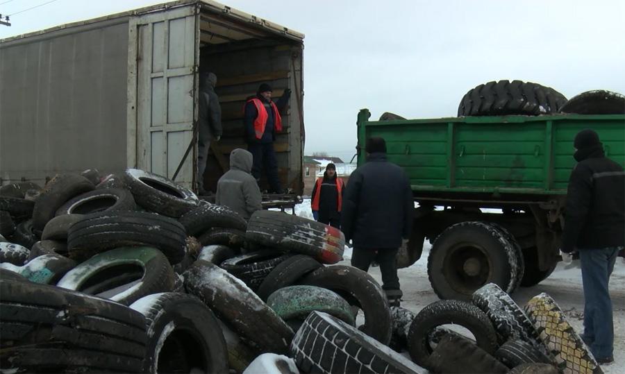 Из Архангельской области на переработку в Подмосковье отправлено 300 тонн утильных шин