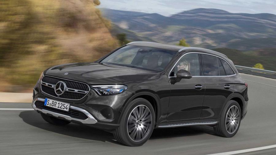 Новый Mercedes-Benz GLC поставляется с заводскими шинами Continental