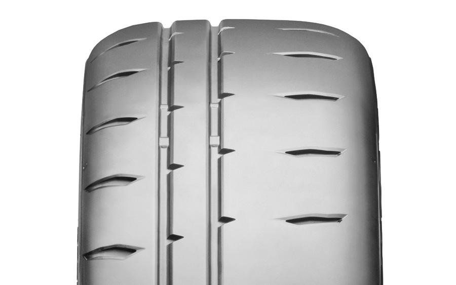 Bridgestone представила улучшенную версию полусликов Potenza RE-09D