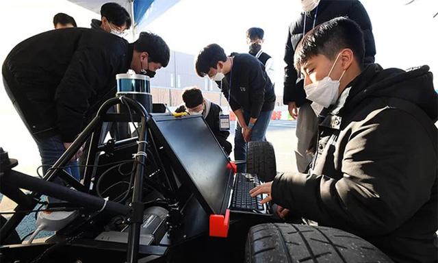 Hankook будет поставлять шины для участников Autonomous Driving Robot Race 2023