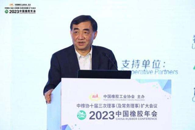 Президент ZC Rubber посетовал на нехватку сырья и снижение спроса на шины в КНР