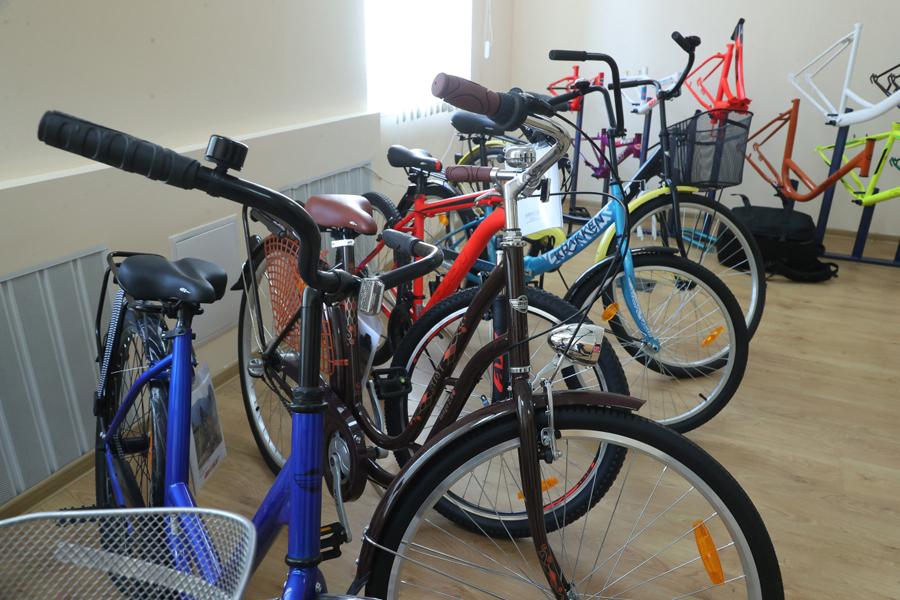 Спикер Совета Республики Беларусь предложила создать на «Белшине» производство велошин 