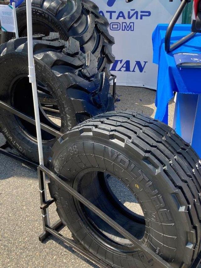 На выставке в Минске представили волжские агрошины брендов Voltyre и Titan