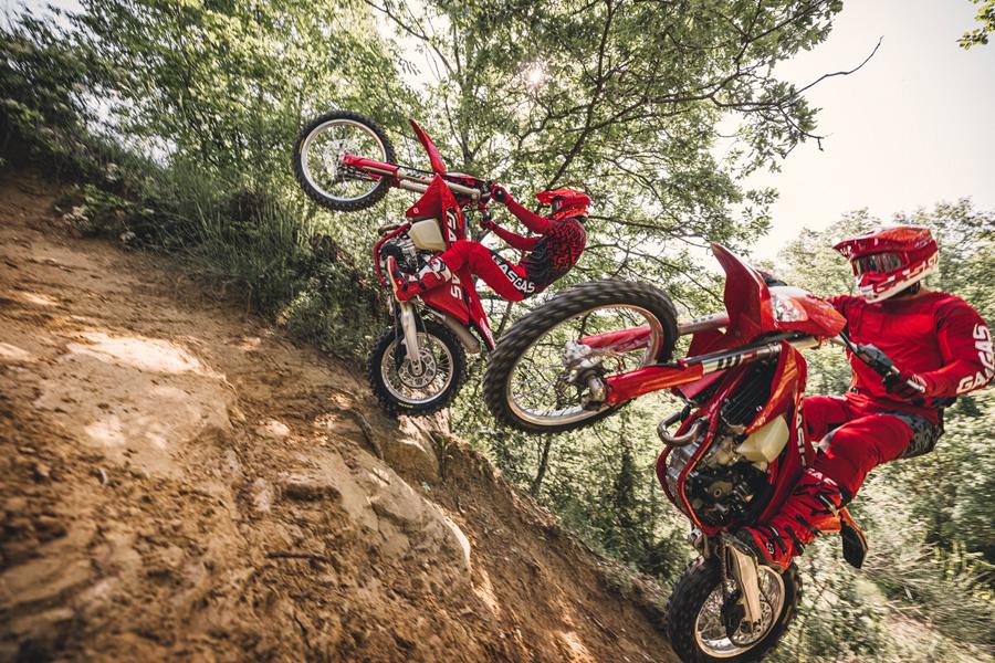 Испанский производитель мотоциклов GASGAS продолжает сотрудничество с шинниками Maxxis