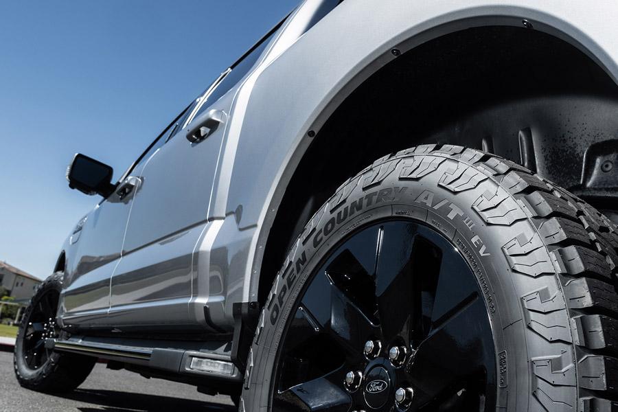 Toyo анонсировала февральский запуск новой модели шин Open Country A/T III EV для электромобилей