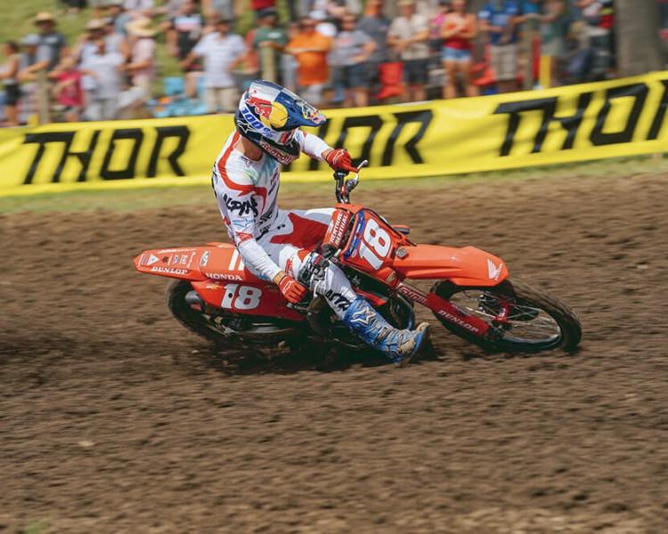 Dunlop готовится к Мотокроссу Наций