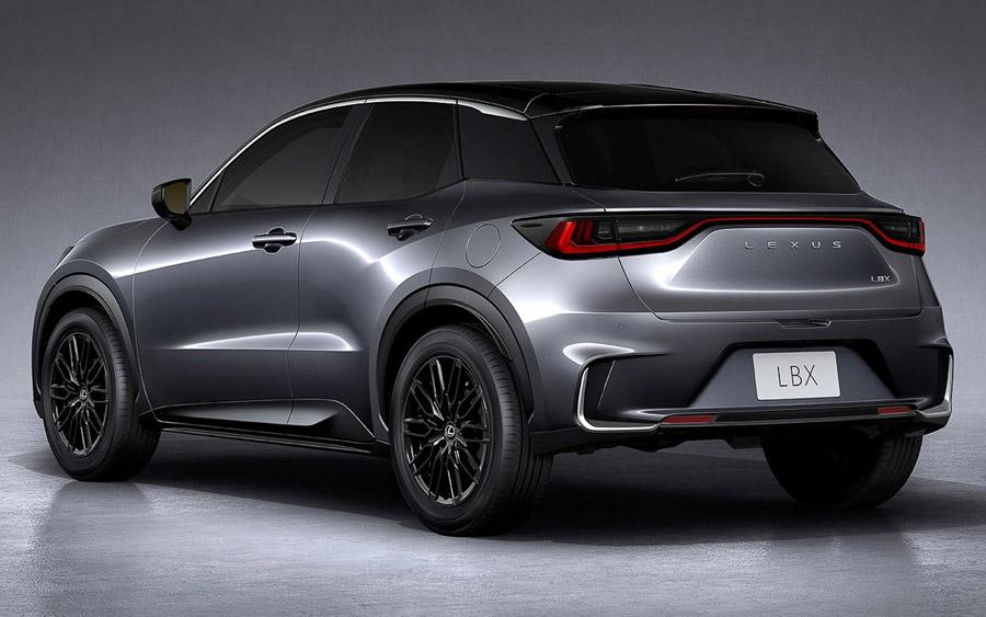 Шины Yokohama Advan V61 вошли в список стандартной комплектации Lexus LBX