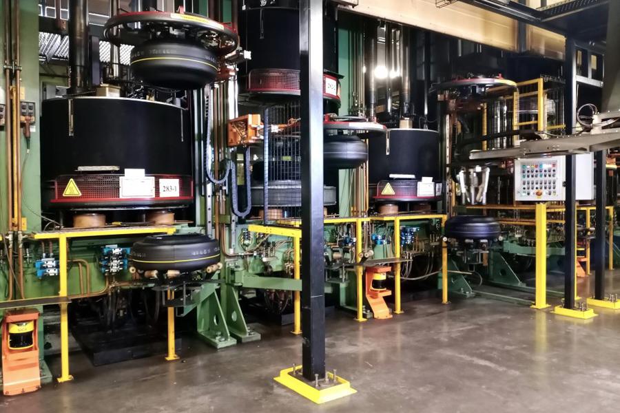 Российские шинники работают над «обувью» для китайских автомобилей