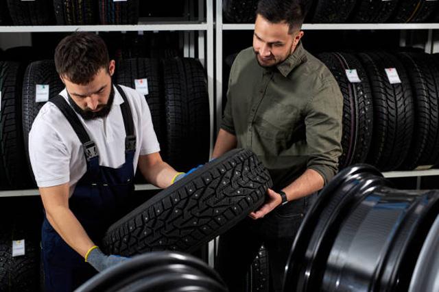Эксперты НАПИ проанализировали динамику цен на премиальные шины