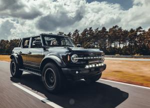 Тюнеры delta4x4 снабдили доработанный Ford Bronco внедорожными шинами General Tire