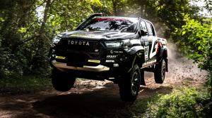 В Sumitomo разработали спецверсию шин Dunlop Grandtrek для Asia Cross Country Rally 2024