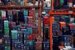 Китай продлил антидемпинговые пошлины на импорт синтетического каучука для шин