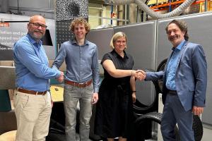 Henkel и 4JET представили новую технологию нанесения шумопоглощающей пены в шину