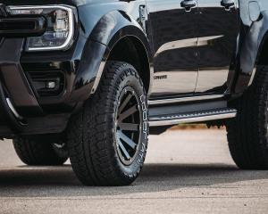 Delta4x4 расширяет размерный диапазон вседорожных всесезонок Loder AT#1