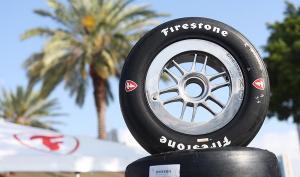 Firestone останется эксклюзивным поставщиком шин в серию IndyCar