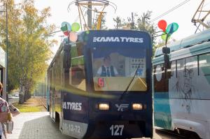 В Нижнекамске появился трамвай-музей, посвященный первому генеральному директору «Нижнекамскшины»