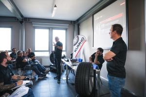 Kumho представила новые шины Ecsta Sport на трассе Валлелунга