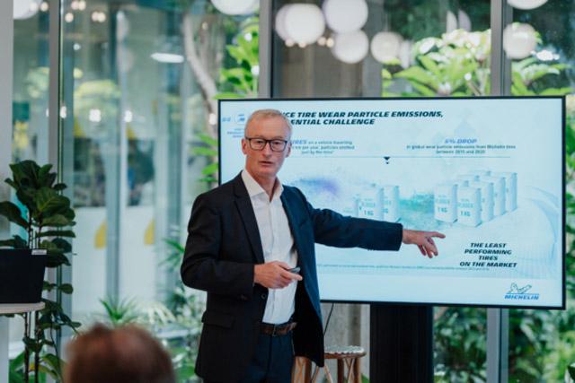 Новая стратегия Michelin: больше никаких специальных шин для электромобилей