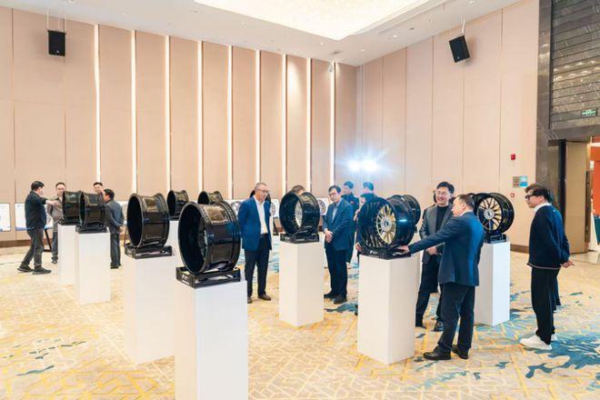 В Китае запущена первая линия по производству колесных дисков из углеродного волокна