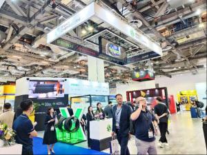 Prinx Chengshan представила на Tyrexpo Asia 2025 новую грузовую шину бренда Fortune