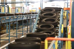 В АО «Кордиант» приступили к тестированию шин Gislaved для автомобилей Aurus