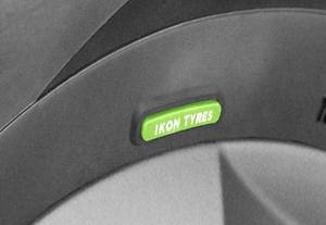 На боковине шин премиальной линейки Ikon Autograph появится уникальная брендовая вставка