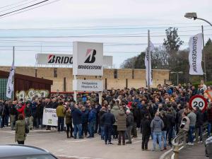 Bridgestone закрывает свои испанские заводы по производству TBR-шин