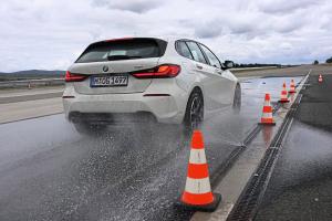 Goodyear и Michelin разделили первое место в большом тесте летних шин Auto Bild