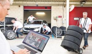 Эксперты из Auto Zeitung протестировали 10 моделей летних спортивных шин