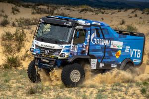 Экипажи «КАМАЗ-мастер» на шинах Kama Pro NU 405 одержали триумфальную победу в бахе «Арчеда»