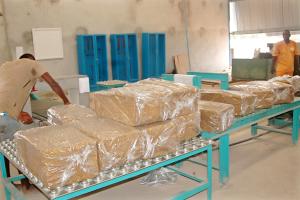 Нестабильность на глобальном рынке продолжает оказывать давление на цены на натуральный каучук