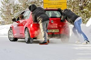 Эксперты польского журнала Motor сравнили производительность летних и зимних шин в разных условиях