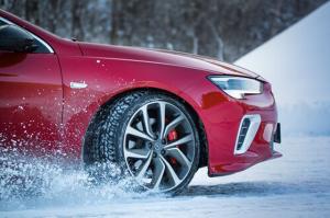 В Госдуме РФ напомнили о правилах безопасной эксплуатации зимних шин