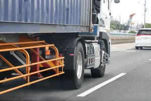 В Bridgestone разработали технологию сбора микрочастиц износа грузовых шин