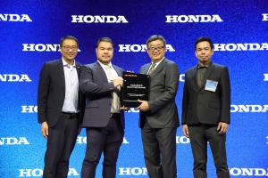 Honda отметила своей корпоративной премией производителя шин Maxxis